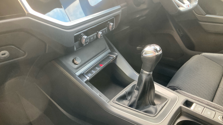 Audi Q3 35 TFSI Black Edition 5dr Petrol Estate